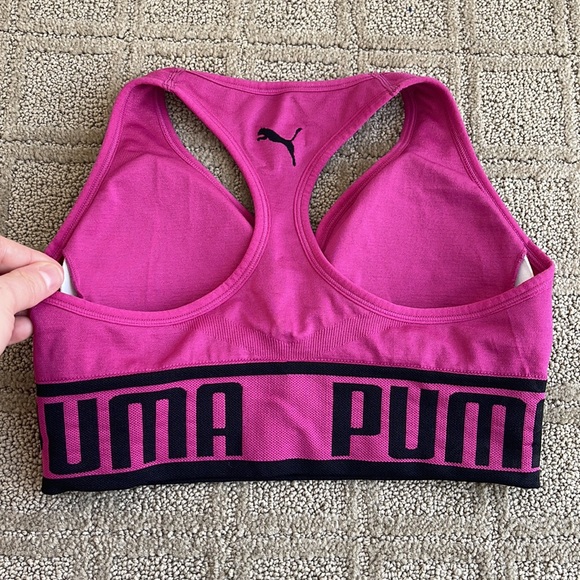 NWOT Puma Athletic Sports Bra w/ Cups Logo Band - Size Small - Picture 3 of 3